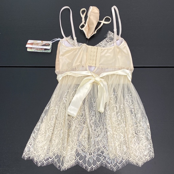 Cream / Off-White Color Lace Teddy with Ribbon Bow - S - Picture 6 of 14